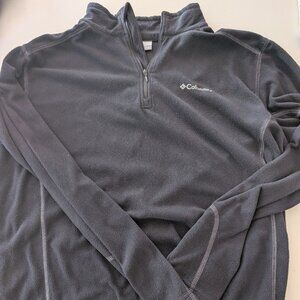 Columbia Women's Black Half Zip Fleece in size L
